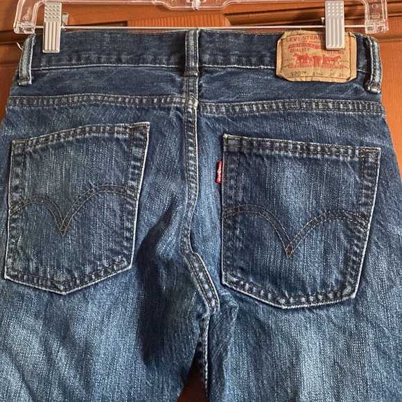 Levi’s 520 size 12 (26 x 26.5) blue jeans EUC - Picture 4 of 7